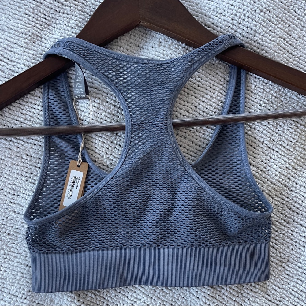 SKIMS Charcoal Mesh Sports Bra XS NWT - Picture 6 of 7